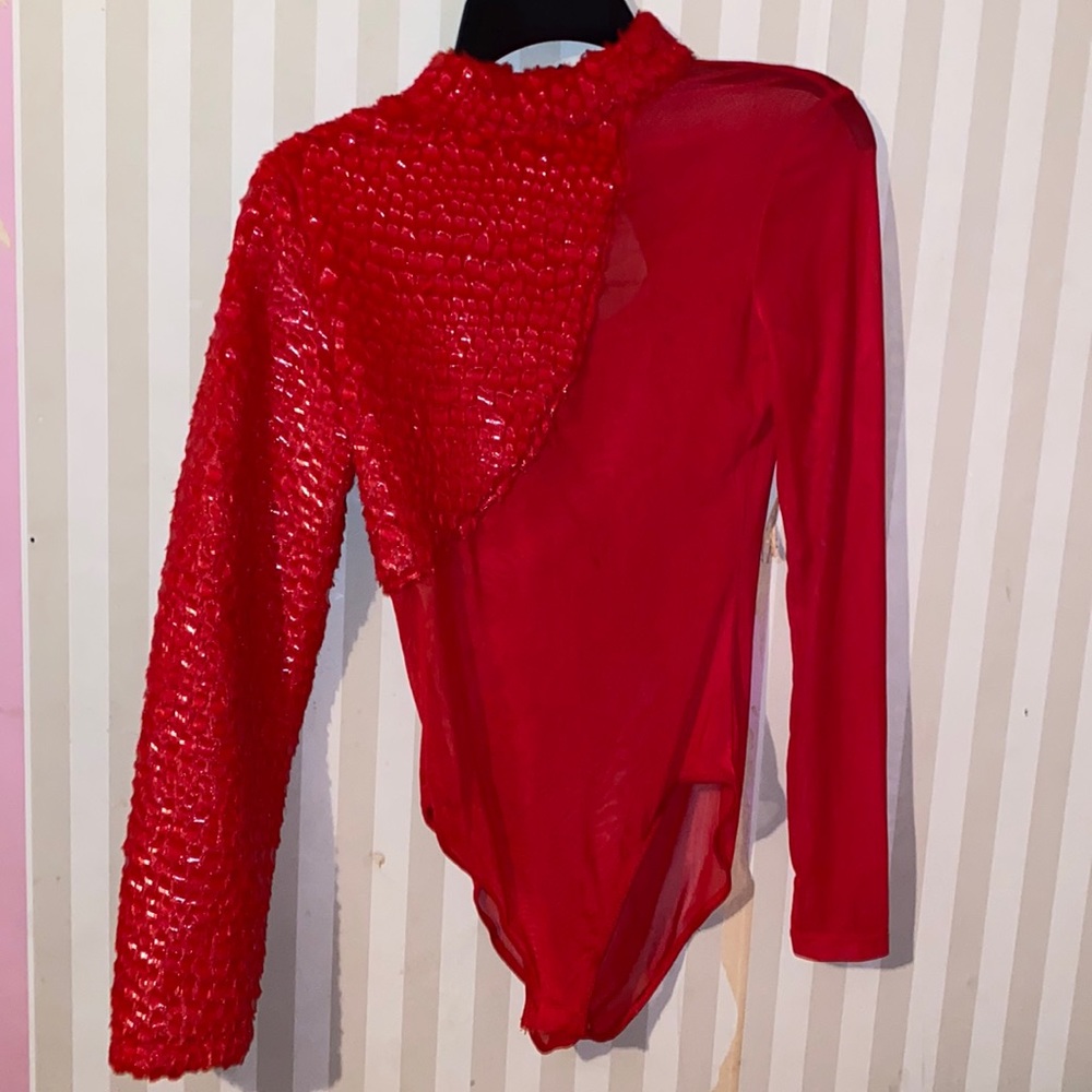 K Too long sleeve shirt
